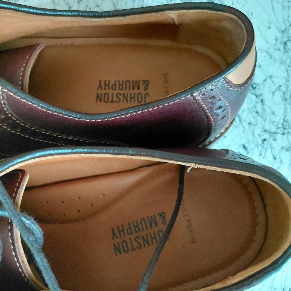 Johnston & Murphy Men’s Oxford Style Shoes. J.M. Warner LU 9D A dark brown color - Picture 3 of 13